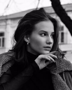 Єлизавета Погоріла