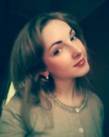 Анна Полукишник