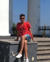 Роман Бушка