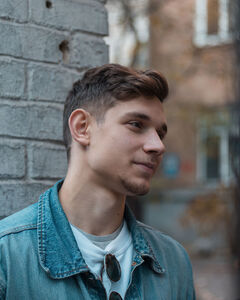 Александр Греков