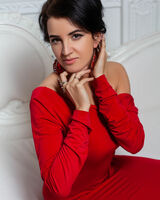 Анна Олашина