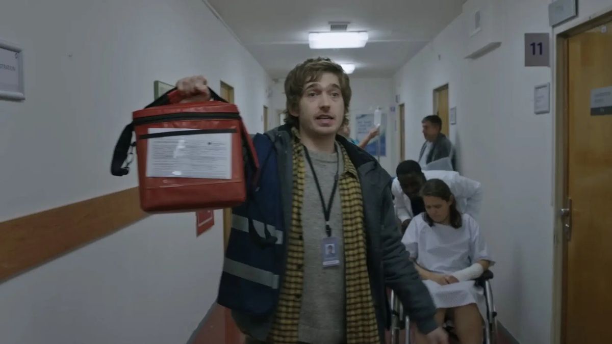 Зак Креггер перезапустив «Оселю зла» і вирізав із фільму майже всі жарти