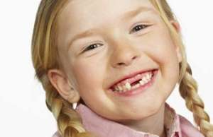 Ищем маленьких игровых девочек у которых заметно отсутствие передних зубов 