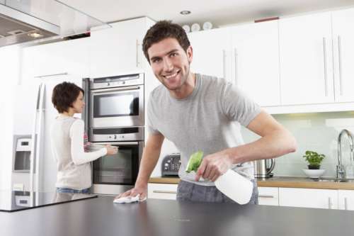 Ищем семью, которая хочет научиться правильно убирать квартиру
