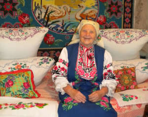 для съемки фильма ищем бабушку &quot;божий одуванчик&quot; 70-80 лет!!