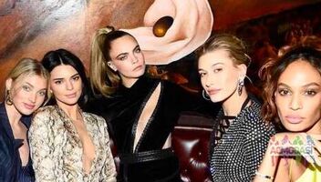 Клубные карты AE Models