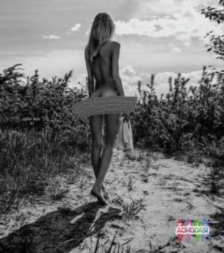 Model 30-35 years old for video and photo project: &quot;Diary of a Nudist Summer in Spain&quot;