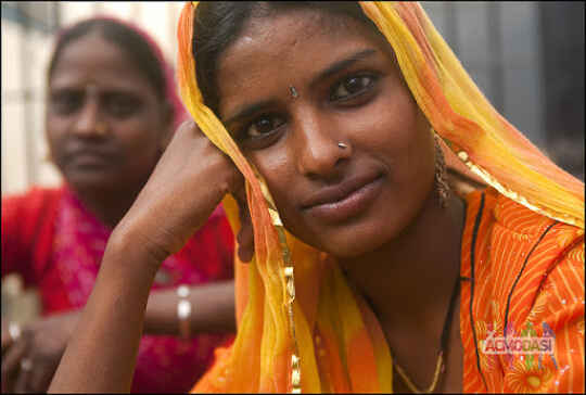 Girl of Indian appearance