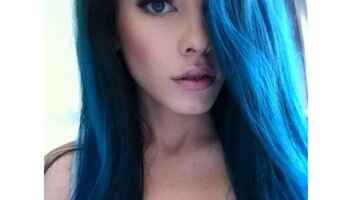 Девушка с Синими волосами и ростом 175-180 см для съемки Промо мобильного оператора