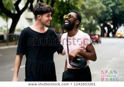 ТФП съемка для фотобанков &quot;LGBTQI Пара на прогулке&quot;