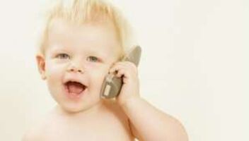 Малыш 9-18 месяцев для видеорекламы мобильного приложения
