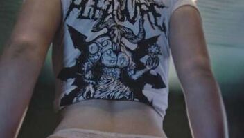 Модель для фото в футболках рок-группы (Киев)