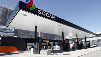 Жіноча роль в рекламному відеоролику мережі автозаправок Socar