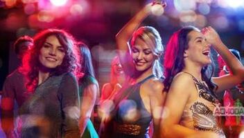 Девушки модели танцовщицы GO GO для работы в ночном клубе