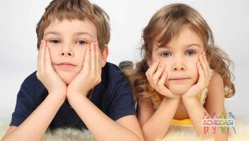Мальчик и девочка: реклама средства от простуды