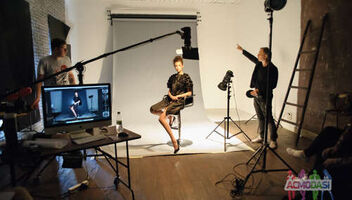 Ищу модель (девушку) на съемку услуги "Мастер-класс фотографии"