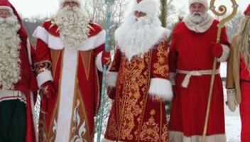 Батл кто круче, Дед Мороз, Святой Николай или Санта???