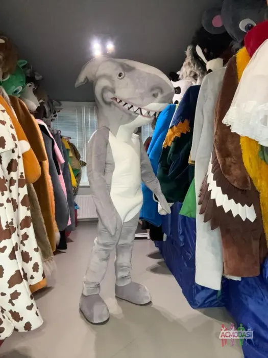 Потрібен аніматор, робота в костюмі акули
