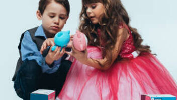 Мальчик и Девочка 5-6 лет для съемки рекламного видео игрушек ( в идиале брат и сестра) 