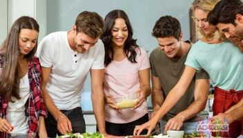 Ищу парней и девушек на съемку "Кулинарной вечеринки для друзей"