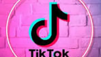 Модель (Tik-Tok)