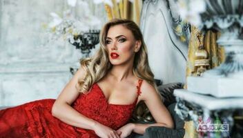 Модель в брачное агенство