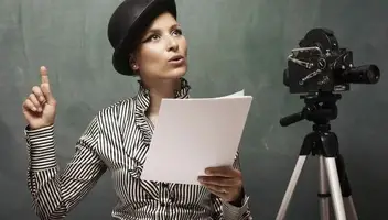 ШУКАЄМО НАСТАВНИКА ДЛЯ МОЛОДИХ АКТРИС