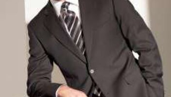 Ищем мужчин актёров с юридическим образование.