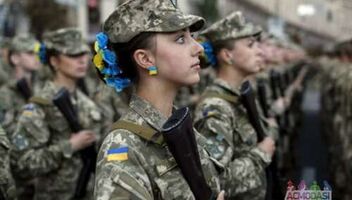 Для сюжету: дівчина, яка хоче вступати в військовий ліцей.