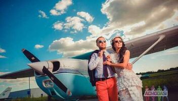 Ищу девушку на съемку с самолетом