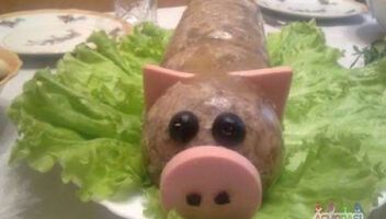 Девушка, которая умеет готовить холодец! 