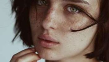 Девушка для фотосъёмки ТФП
