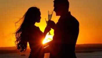 Парень и девушка 25-30 лет - кастинг на рекламу шампанского