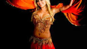 Танцовщица belly dance в ОАЭ
