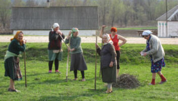 Женщины на типаж сельских жительниц и бабушки для передачи