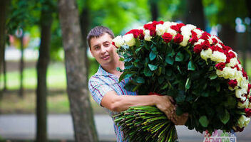 Мужчина 40+ лет на роль назойливого поклонника!