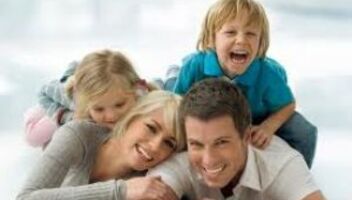 Реалити-шоу "Обмен женами" (за участие 1000$)