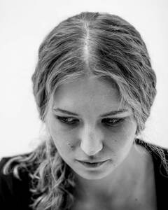 Yevheniia Zhyhadlo Смуток