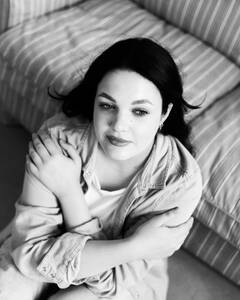 Каріна Паровенко Задумливість