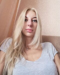 Люба Дихтярук Сльози