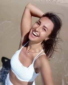 Iryna Nik Щастя