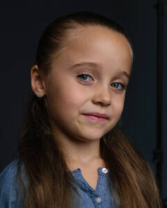 Єва Мельник Скепсис