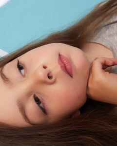 Eliana Shevchenko Задумливість