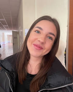 Eva Bondar Закоханість