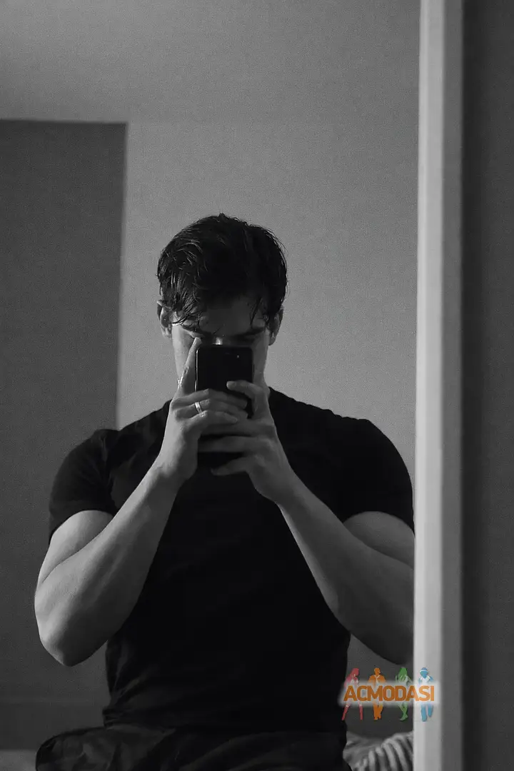 Sasha   фото №1754147. Завантажено 19 Березня 2026