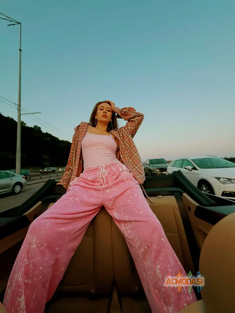 Вікторія Ігорівна Рудаковська фото №1754908. Завантажено 21 Квітня 2026