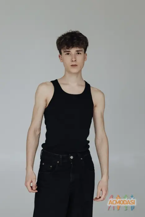 Микола  Латушкін фото №1749813. Завантажено 20 Листопада 2025