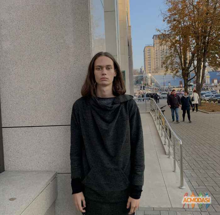 Максим Олегович Єрмаков фото №1485171. Завантажено 07 Грудня 2019