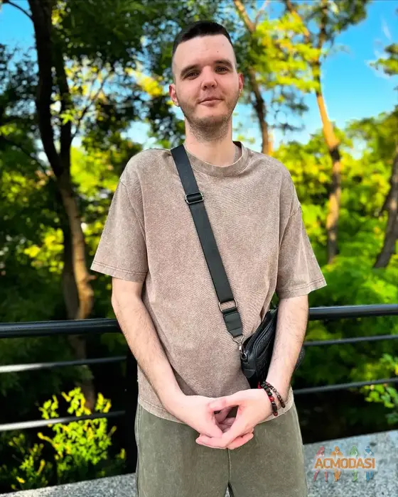 Владик  Сигута фото №1748176. Завантажено 05 Жовтня 2025