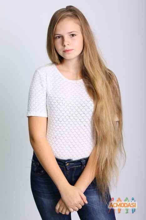 Олександра Миколаївна Школьненко фото №1460101. Завантажено 12 Жовтня 2019